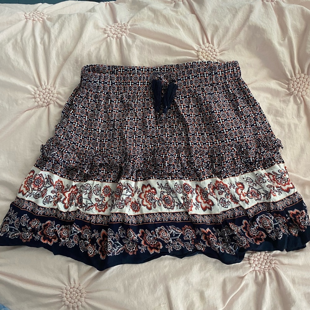 Floral Patterned Skirt - Navy and White